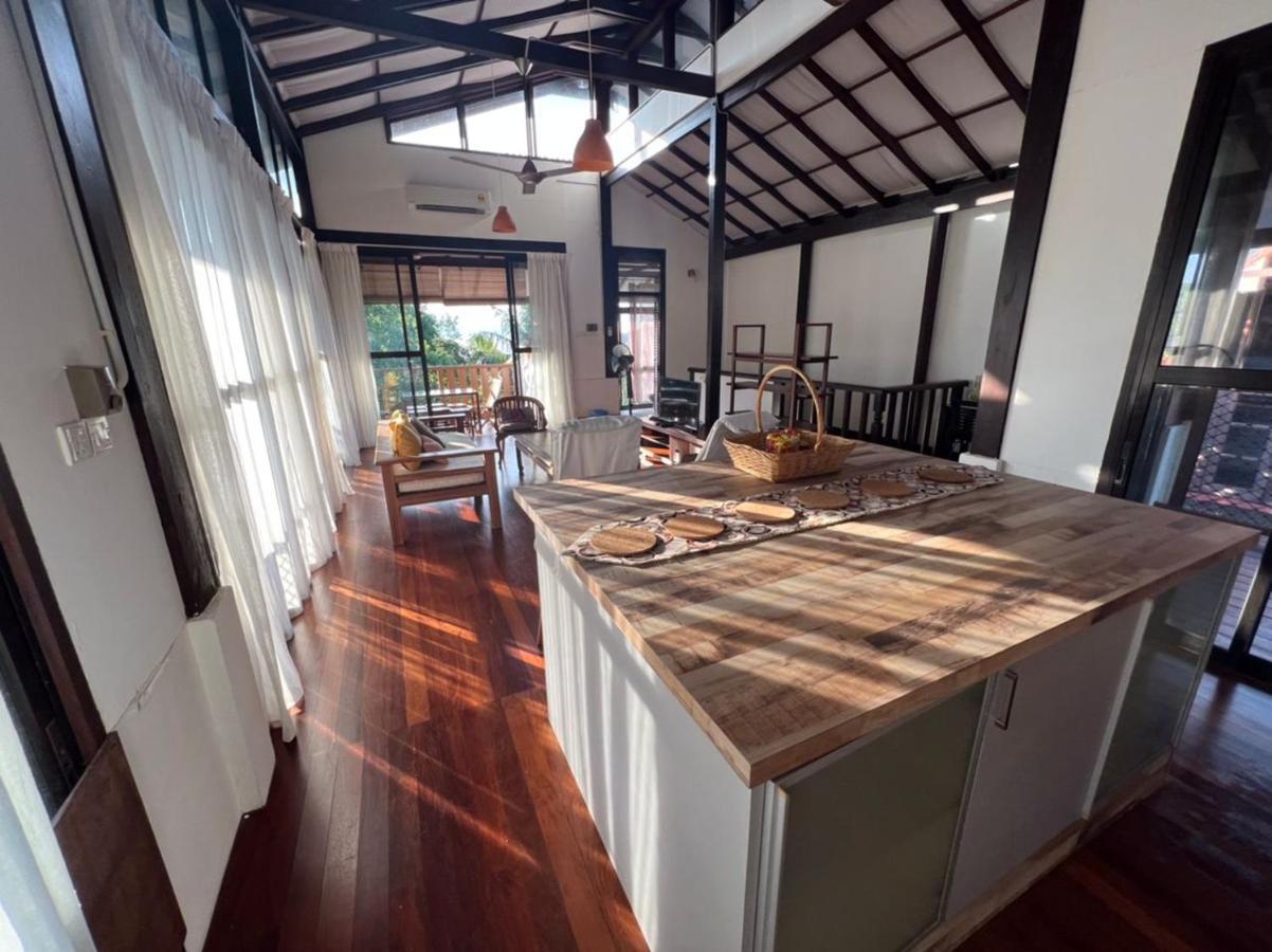 Gaze 2: Modern Tropical Seaview Villa Пантай Ченанг Екстериор снимка
